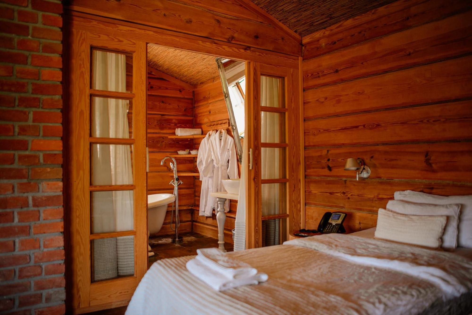 Osada Gleboczek. Vine Resort&Spa Wielki Głęboczek Buitenkant foto