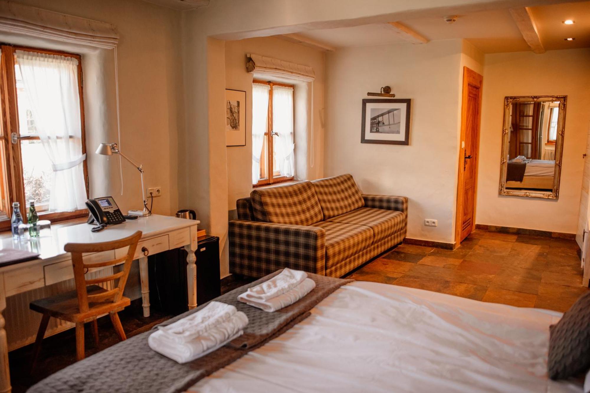 Osada Gleboczek. Vine Resort&Spa Wielki Głęboczek Buitenkant foto