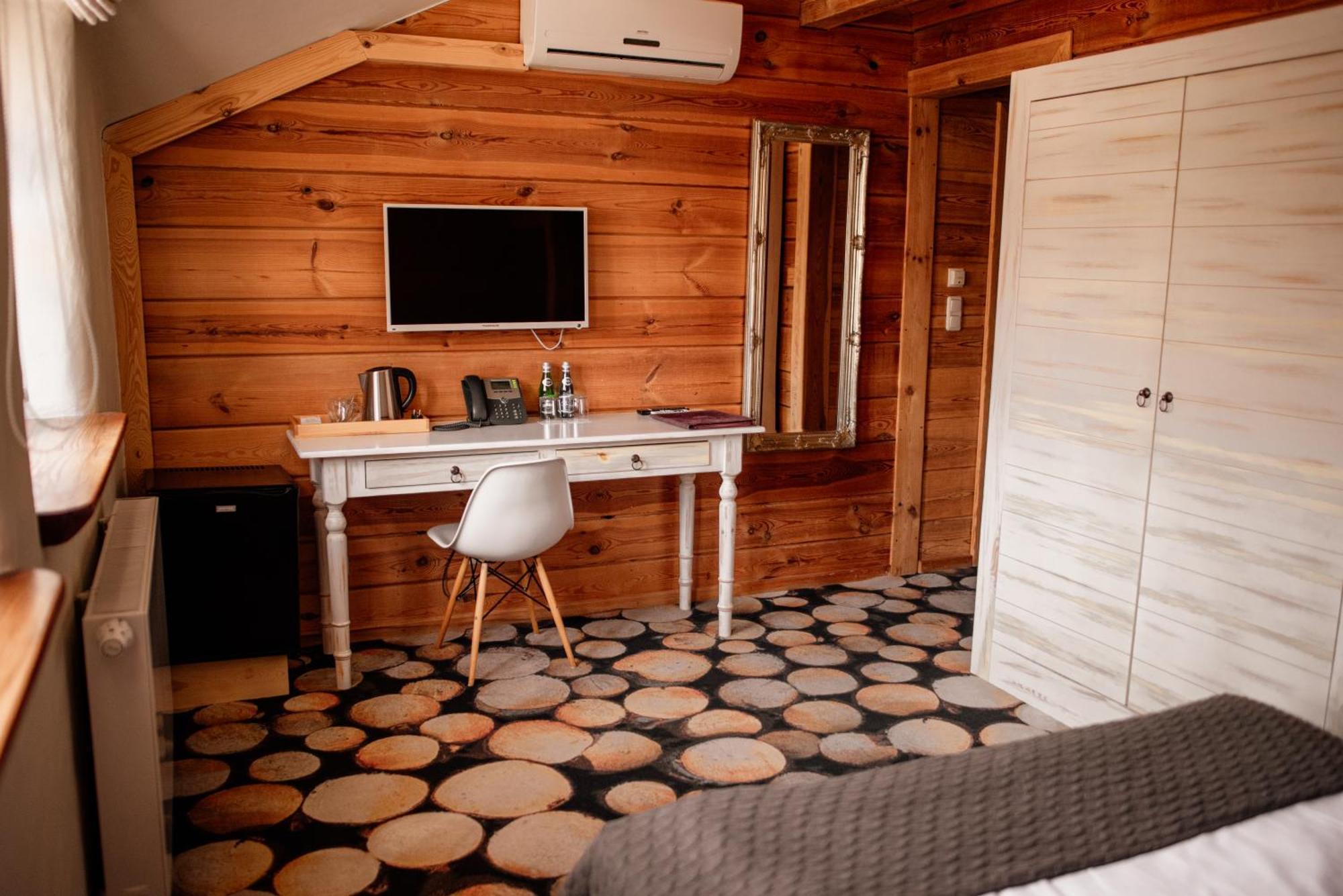 Osada Gleboczek. Vine Resort&Spa Wielki Głęboczek Buitenkant foto