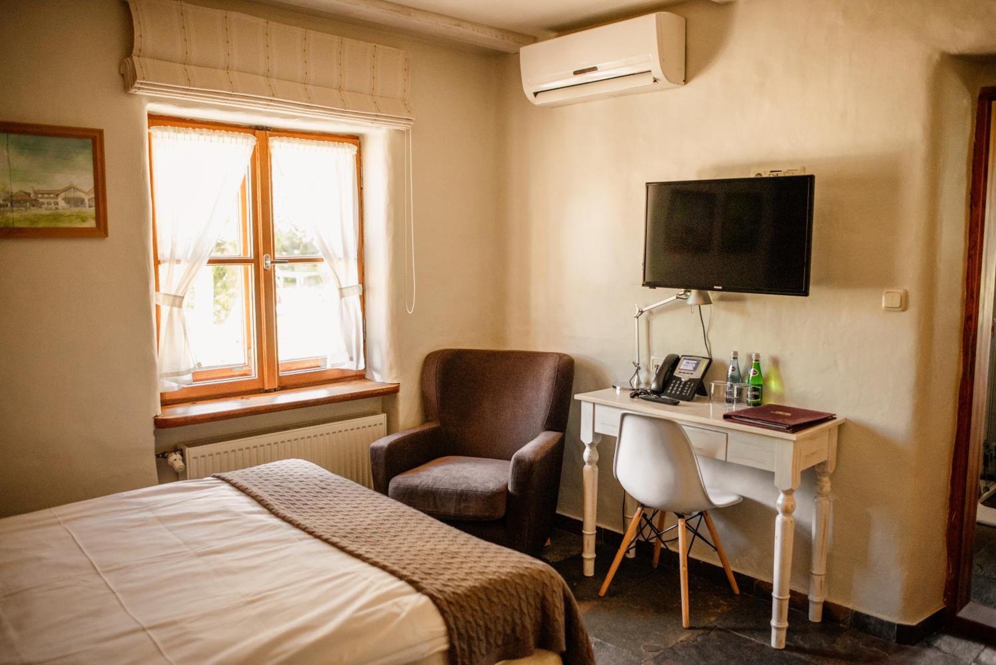 Osada Gleboczek. Vine Resort&Spa Wielki Głęboczek Buitenkant foto